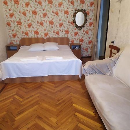Квартира В Гаграх Apartment Exterior photo